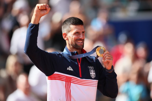 Novak 3.jpg, 1.8 MB